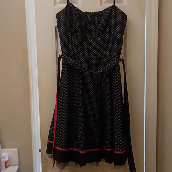 Ruby Rox Size 11 Polka Dot Dress - Picture 1 of 7